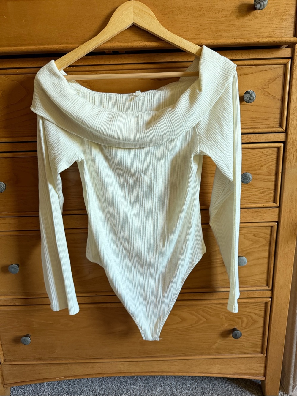 NWT Aerie Long Sleeve Off The Shoulder Bodysuit Size XL Ivory Cozy Minimalist - Picture 5 of 13